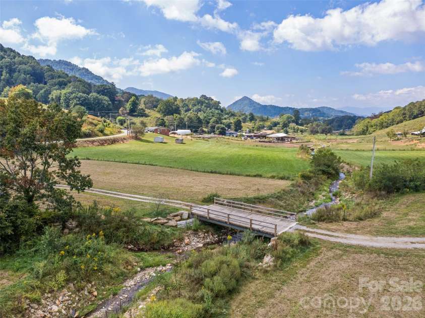3827 Liner Creek Road, Clyde, NC 28721.  MLS# CAR4425350, YatesRealty ID 51412. 
