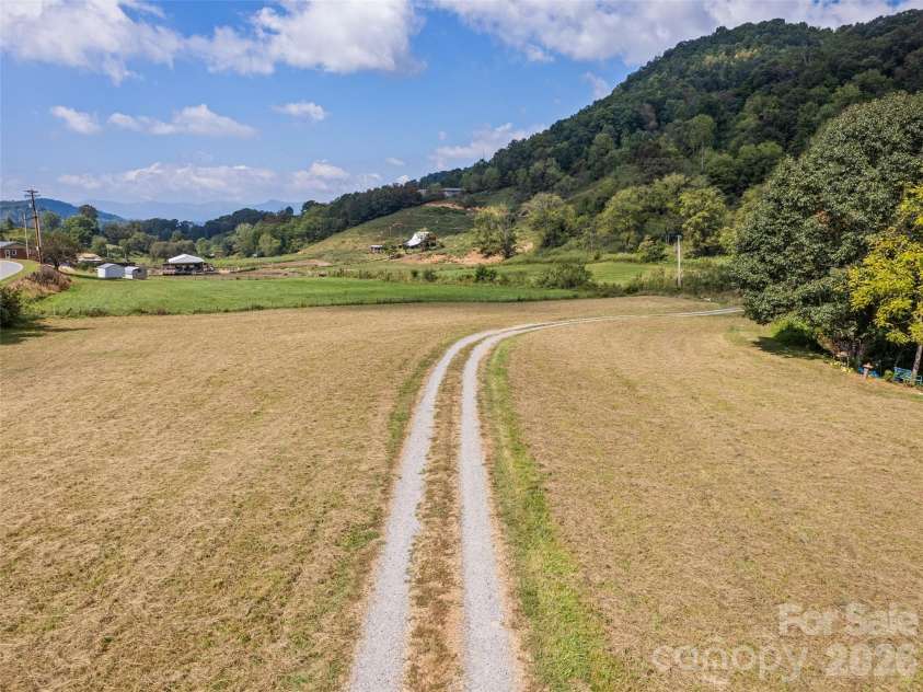 3827 Liner Creek Road, Clyde, NC 28721.  MLS# CAR4425350, YatesRealty ID 51412. 