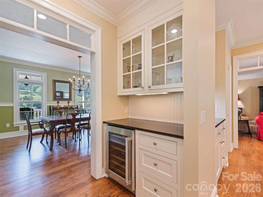 3827 Liner Creek Road, Clyde, NC 28721.  MLS# CAR4425350, YatesRealty ID 51412. 