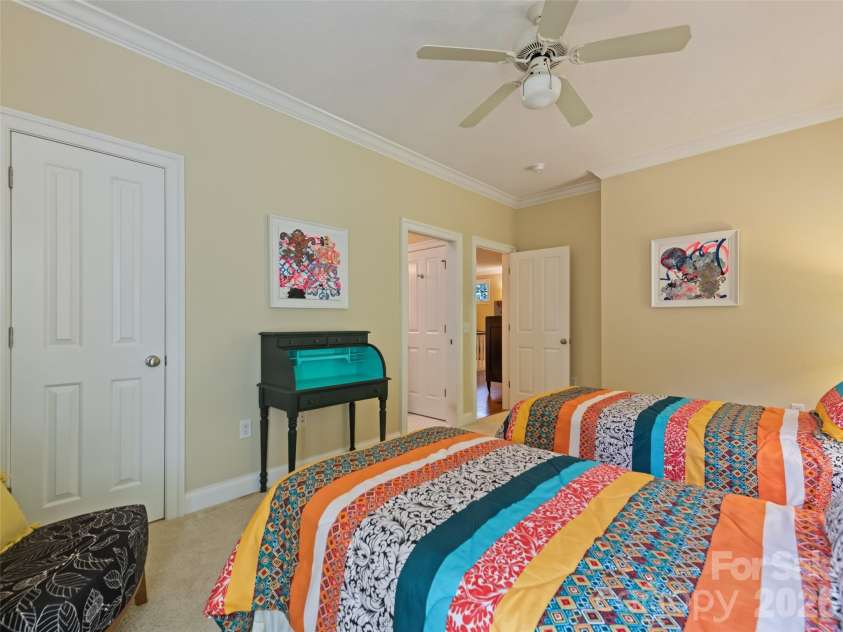 3827 Liner Creek Road, Clyde, NC 28721.  MLS# CAR4425350, YatesRealty ID 51412. 