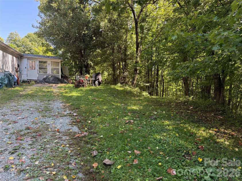 137 Nancy Mountain Road, Rosman, NC 28772.  MLS# CAR4425697, YatesRealty ID 51413. 