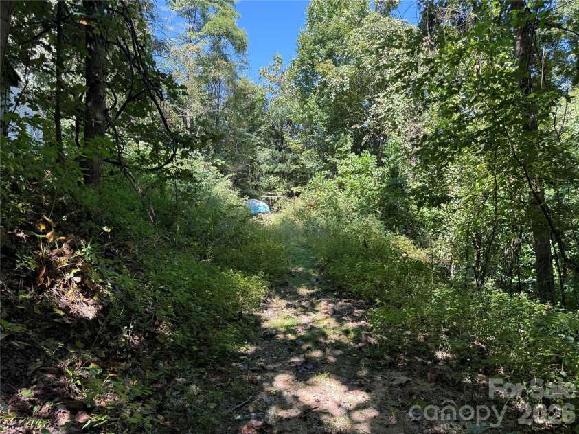 137 Nancy Mountain Road, Rosman, NC 28772.  MLS# CAR4425697, YatesRealty ID 51413. 