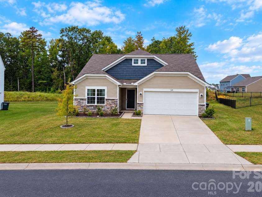 533 Millstone Drive, Edgemoor, SC 29712.  MLS# CAR4425272, YatesRealty ID 51414. 