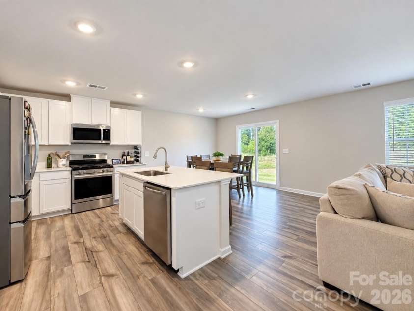 533 Millstone Drive, Edgemoor, SC 29712.  MLS# CAR4425272, YatesRealty ID 51414. 