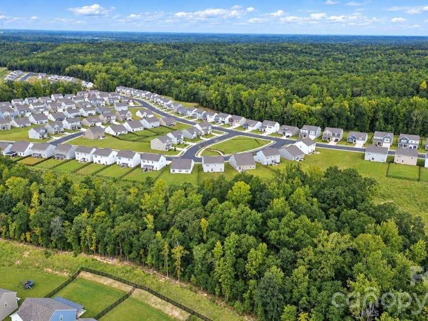 533 Millstone Drive, Edgemoor, SC 29712.  MLS# CAR4425272, YatesRealty ID 51414. 