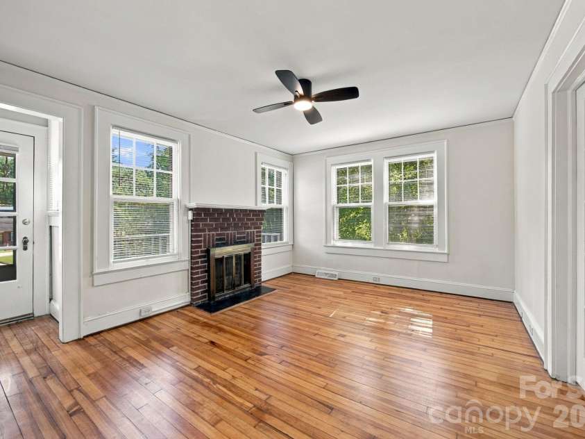 363 Corban Avenue, Concord, NC 28025.  MLS# CAR4424449, YatesRealty ID 51417. 