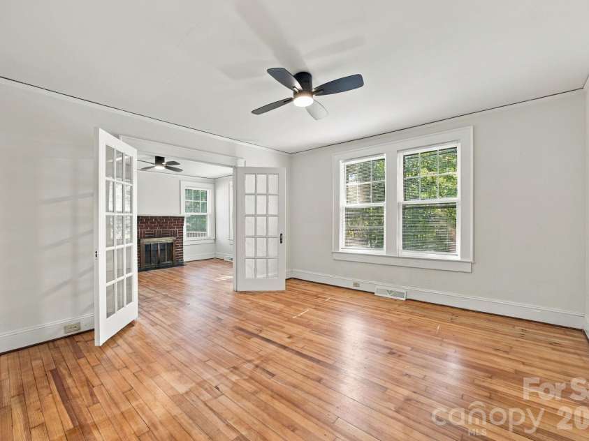363 Corban Avenue, Concord, NC 28025.  MLS# CAR4424449, YatesRealty ID 51417. 