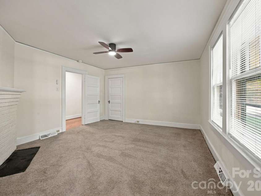 363 Corban Avenue, Concord, NC 28025.  MLS# CAR4424449, YatesRealty ID 51417. 