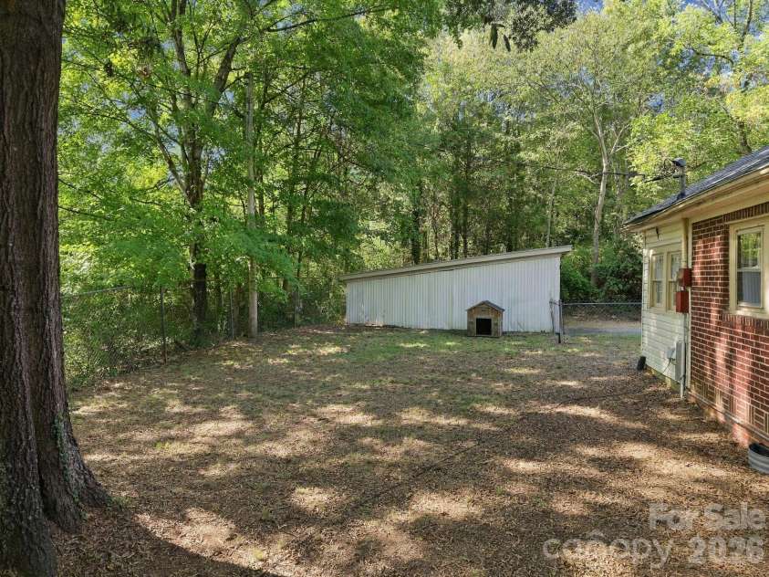 363 Corban Avenue, Concord, NC 28025.  MLS# CAR4424449, YatesRealty ID 51417. 