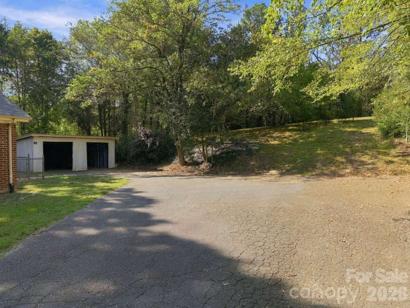 363 Corban Avenue, Concord, NC 28025.  MLS# CAR4424449, YatesRealty ID 51417. 
