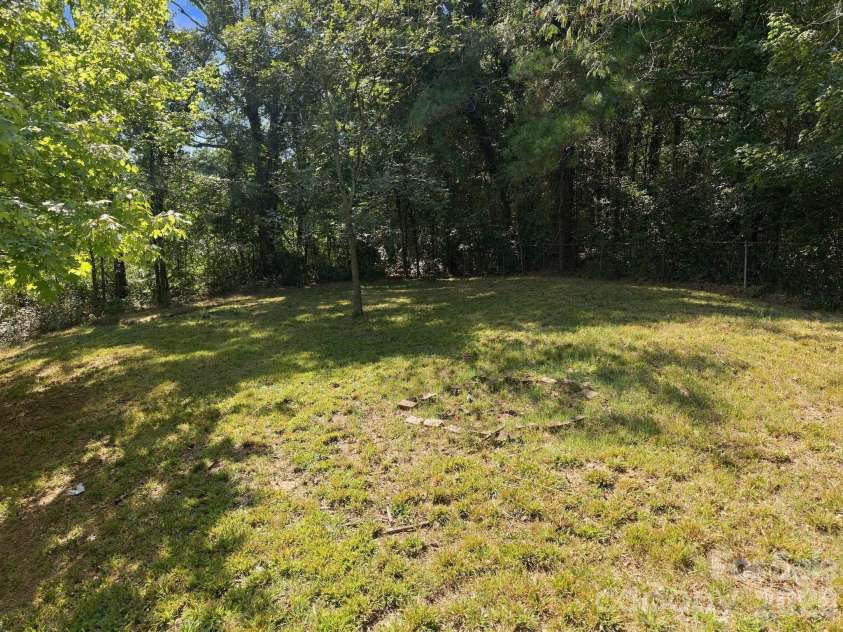 363 Corban Avenue, Concord, NC 28025.  MLS# CAR4424449, YatesRealty ID 51417. 