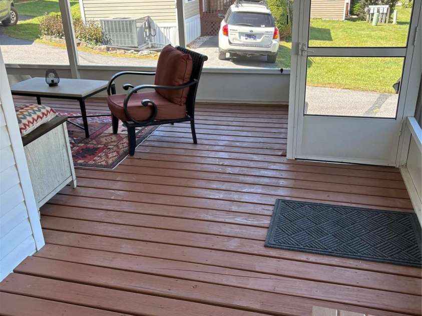 27 Levi Drive, Maggie Valley, NC 28751.  MLS# CAR4425925, YatesRealty ID 51419. 