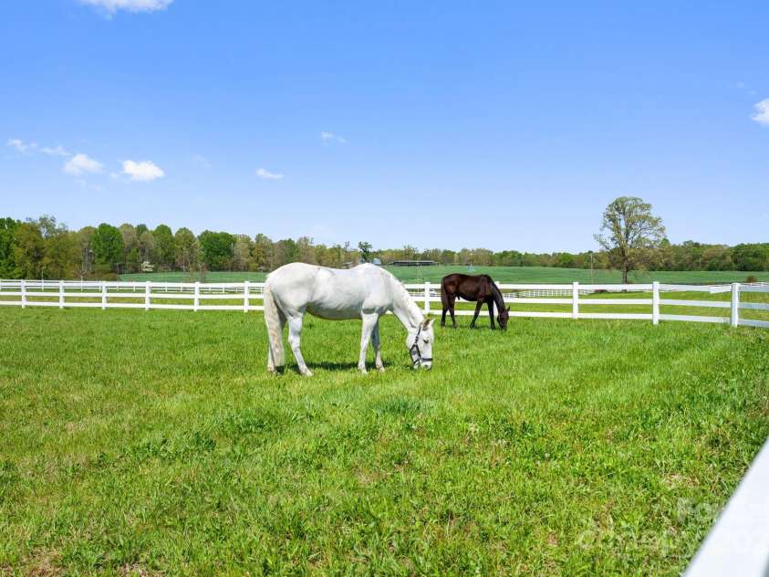 15670 Bethel Avenue Extension, Midland, NC 28107.  MLS# CAR4245551, YatesRealty ID 5142. 