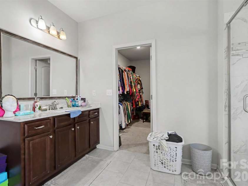 853 Double Oak Lane, Concord, NC 28025.  MLS# CAR4424563, YatesRealty ID 51421. 