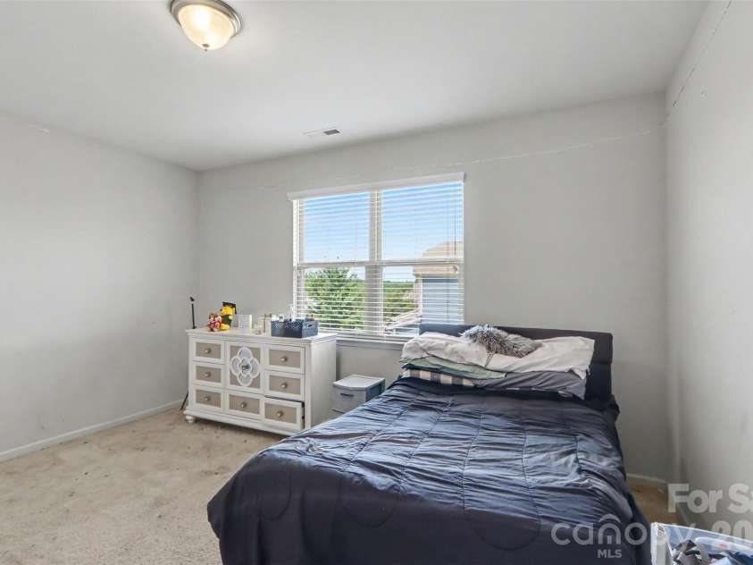 853 Double Oak Lane, Concord, NC 28025.  MLS# CAR4424563, YatesRealty ID 51421. 