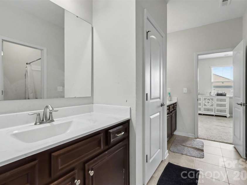 853 Double Oak Lane, Concord, NC 28025.  MLS# CAR4424563, YatesRealty ID 51421. 