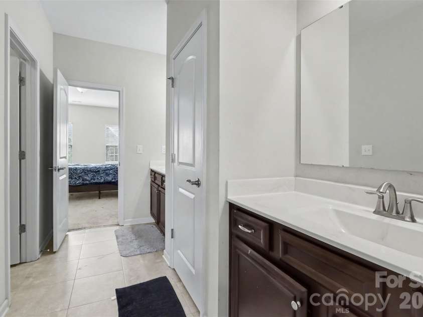 853 Double Oak Lane, Concord, NC 28025.  MLS# CAR4424563, YatesRealty ID 51421. 