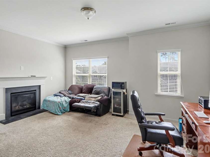 853 Double Oak Lane, Concord, NC 28025.  MLS# CAR4424563, YatesRealty ID 51421. 