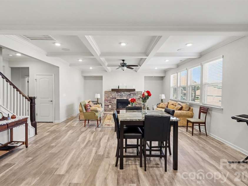 853 Double Oak Lane, Concord, NC 28025.  MLS# CAR4424563, YatesRealty ID 51421. 