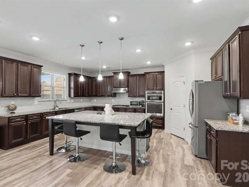 853 Double Oak Lane, Concord, NC 28025.  MLS# CAR4424563, YatesRealty ID 51421. 