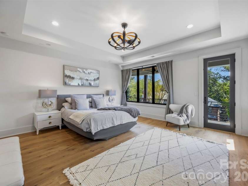 3416 Windsor Drive, Charlotte, NC 28209.  MLS# CAR4425601, YatesRealty ID 51422. 