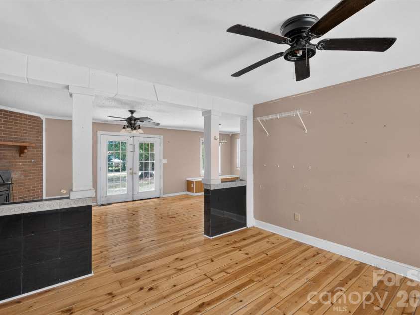 4522 Pleasant Grove Road, Waxhaw, NC 28173.  MLS# CAR4424360, YatesRealty ID 51424. 