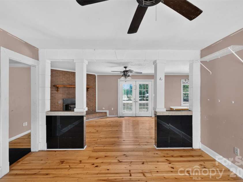 4522 Pleasant Grove Road, Waxhaw, NC 28173.  MLS# CAR4424360, YatesRealty ID 51424. 
