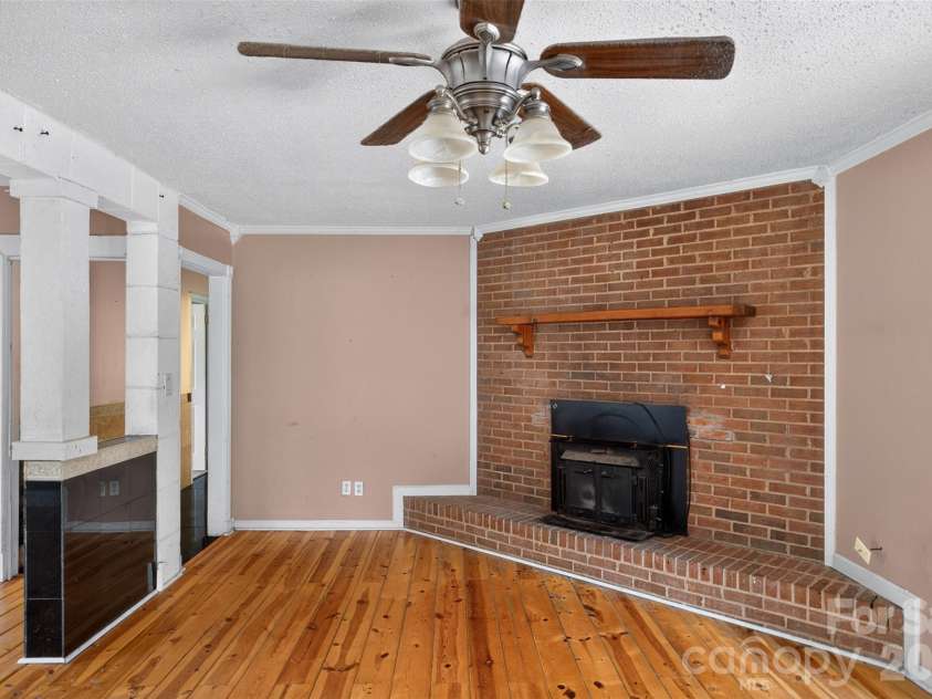 4522 Pleasant Grove Road, Waxhaw, NC 28173.  MLS# CAR4424360, YatesRealty ID 51424. 