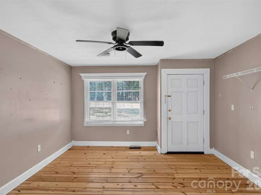 4522 Pleasant Grove Road, Waxhaw, NC 28173.  MLS# CAR4424360, YatesRealty ID 51424. 