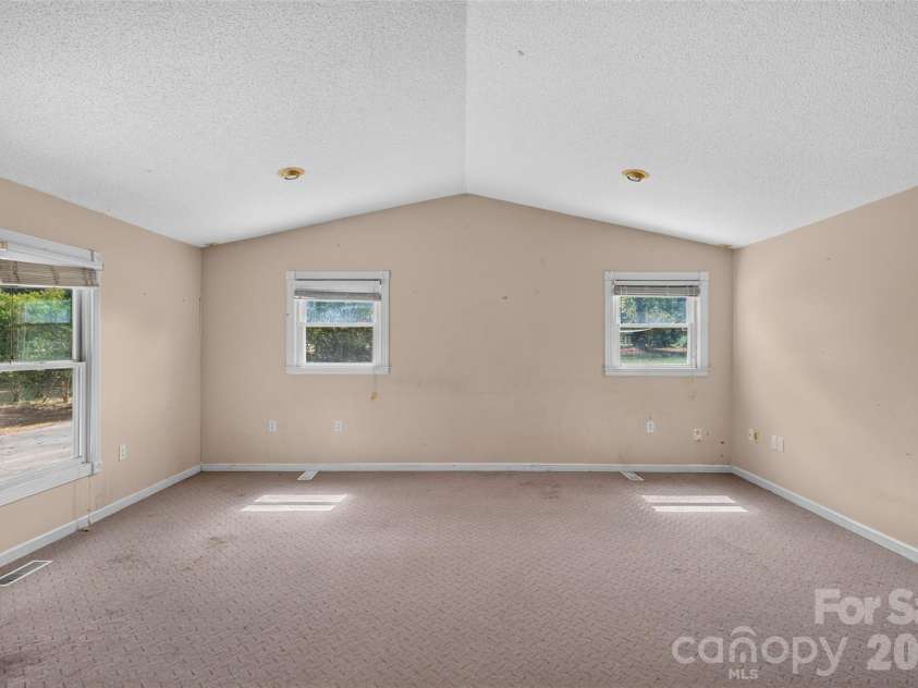 4522 Pleasant Grove Road, Waxhaw, NC 28173.  MLS# CAR4424360, YatesRealty ID 51424. 