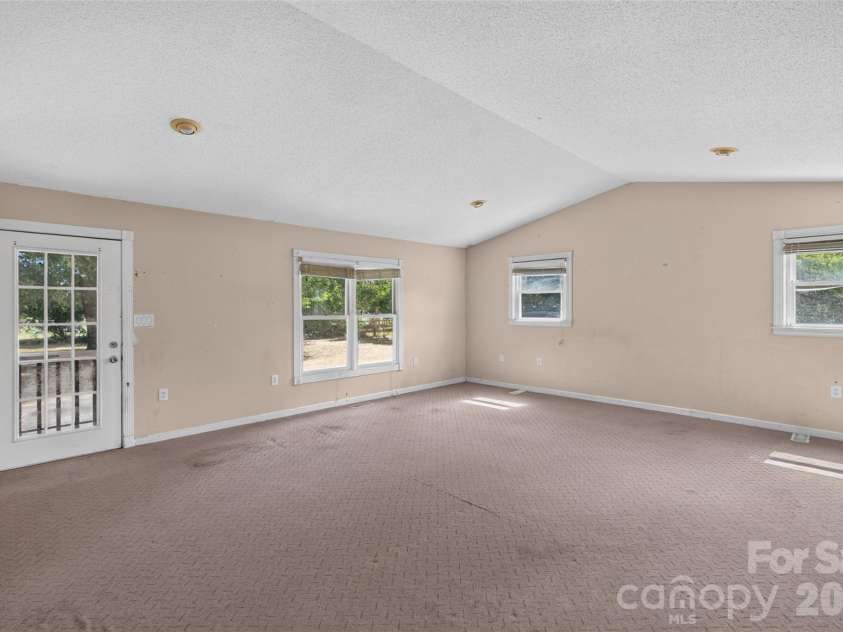 4522 Pleasant Grove Road, Waxhaw, NC 28173.  MLS# CAR4424360, YatesRealty ID 51424. 
