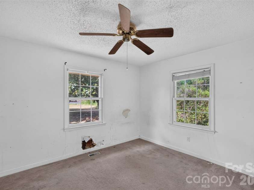 4522 Pleasant Grove Road, Waxhaw, NC 28173.  MLS# CAR4424360, YatesRealty ID 51424. 