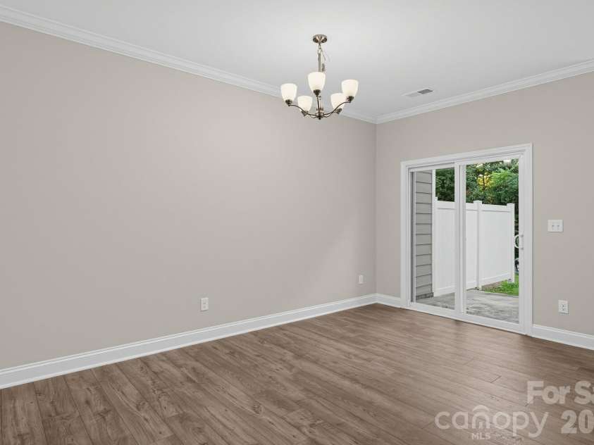 8727 Harris Lake Lane, Charlotte, NC 28269.  MLS# CAR4425523, YatesRealty ID 51428. 