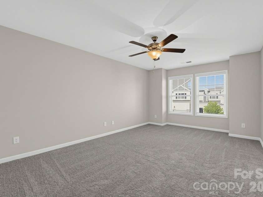 8727 Harris Lake Lane, Charlotte, NC 28269.  MLS# CAR4425523, YatesRealty ID 51428. 
