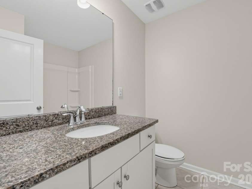 8727 Harris Lake Lane, Charlotte, NC 28269.  MLS# CAR4425523, YatesRealty ID 51428. 