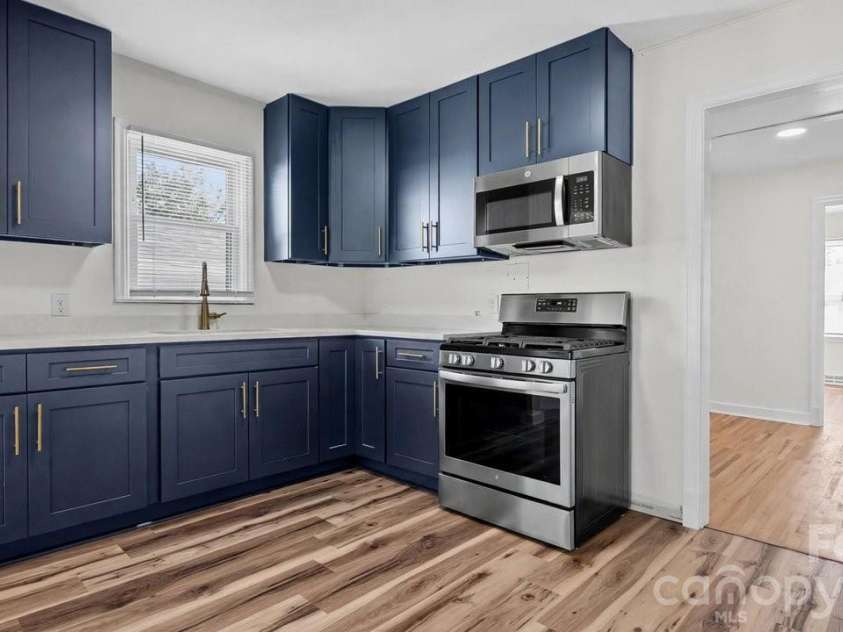 513 Arlington Avenue, Albemarle, NC 28001.  MLS# CAR4424465, YatesRealty ID 51429. 