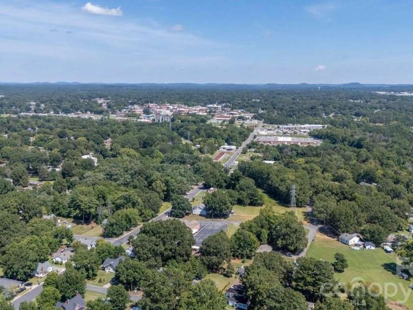 513 Arlington Avenue, Albemarle, NC 28001.  MLS# CAR4424465, YatesRealty ID 51429. 