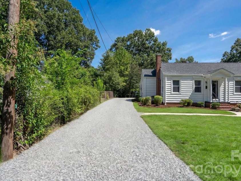 513 Arlington Avenue, Albemarle, NC 28001.  MLS# CAR4424465, YatesRealty ID 51429. Virtually Staged