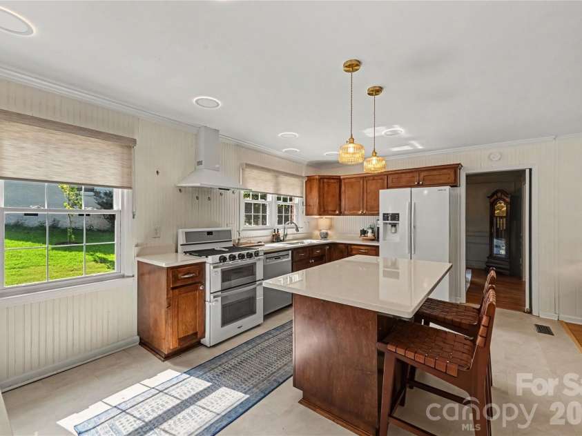 2610 Tattersall Drive, Charlotte, NC 28210.  MLS# CAR4422978, YatesRealty ID 51434. 