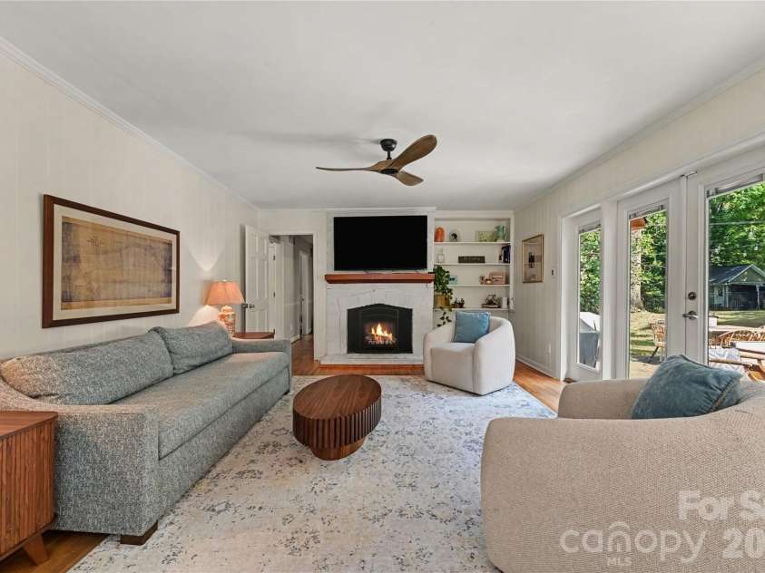 2610 Tattersall Drive, Charlotte, NC 28210.  MLS# CAR4422978, YatesRealty ID 51434. 