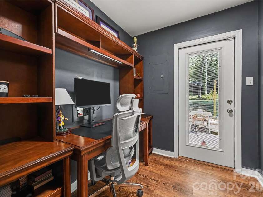 2610 Tattersall Drive, Charlotte, NC 28210.  MLS# CAR4422978, YatesRealty ID 51434. 