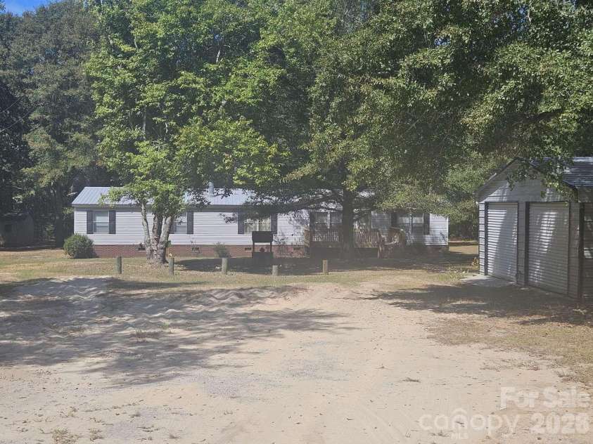 7159 Rev Melvin Adams Road, Kershaw, SC 29067.  MLS# CAR4424038, YatesRealty ID 51435. 