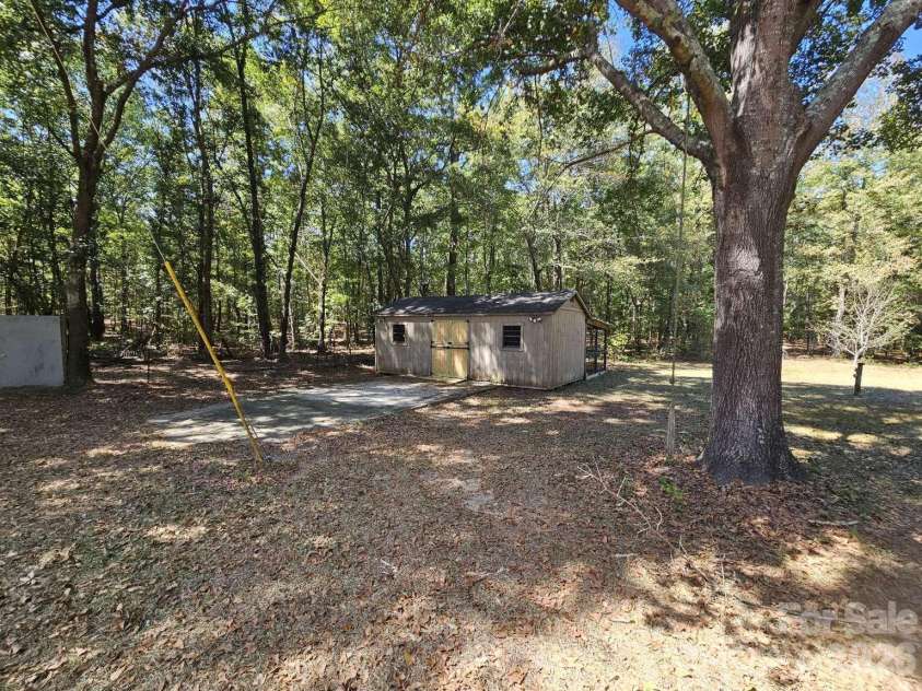 7159 Rev Melvin Adams Road, Kershaw, SC 29067.  MLS# CAR4424038, YatesRealty ID 51435. 