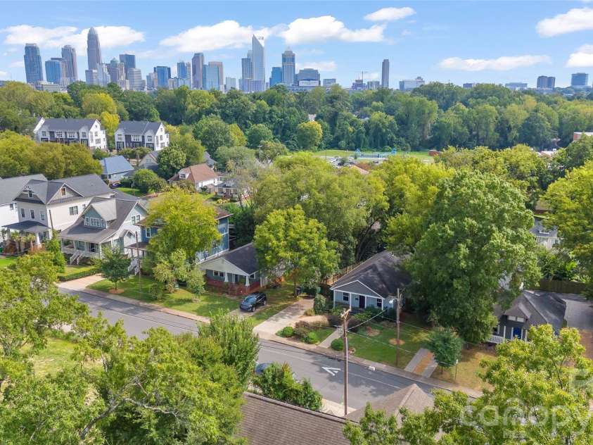 515 State Street, Charlotte, NC 28208.  MLS# CAR4425526, YatesRealty ID 51436. 