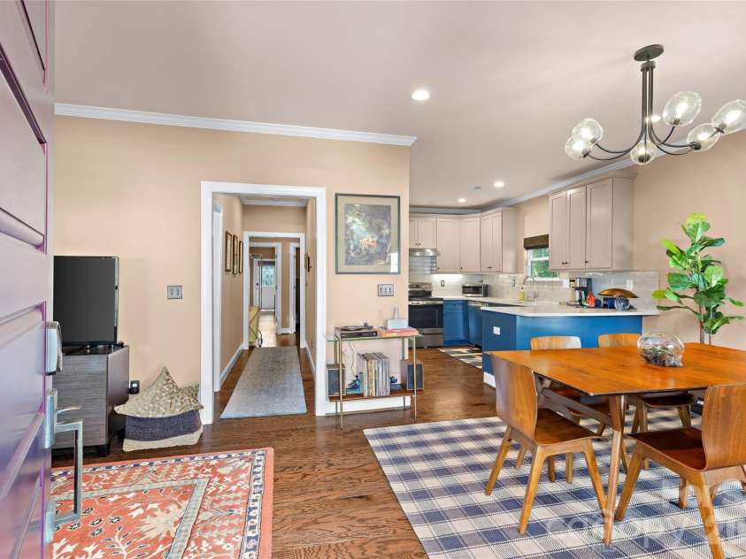 515 State Street, Charlotte, NC 28208.  MLS# CAR4425526, YatesRealty ID 51436. 
