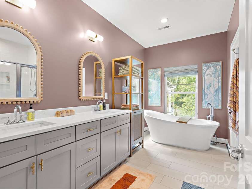515 State Street, Charlotte, NC 28208.  MLS# CAR4425526, YatesRealty ID 51436. 
