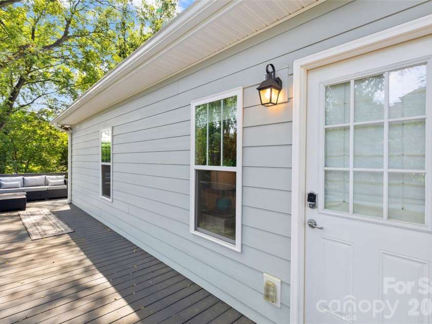 515 State Street, Charlotte, NC 28208.  MLS# CAR4425526, YatesRealty ID 51436. 