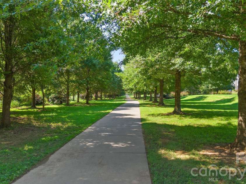 515 State Street, Charlotte, NC 28208.  MLS# CAR4425526, YatesRealty ID 51436. 