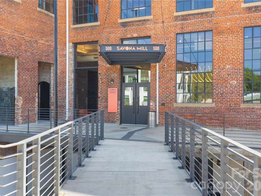 515 State Street, Charlotte, NC 28208.  MLS# CAR4425526, YatesRealty ID 51436. 