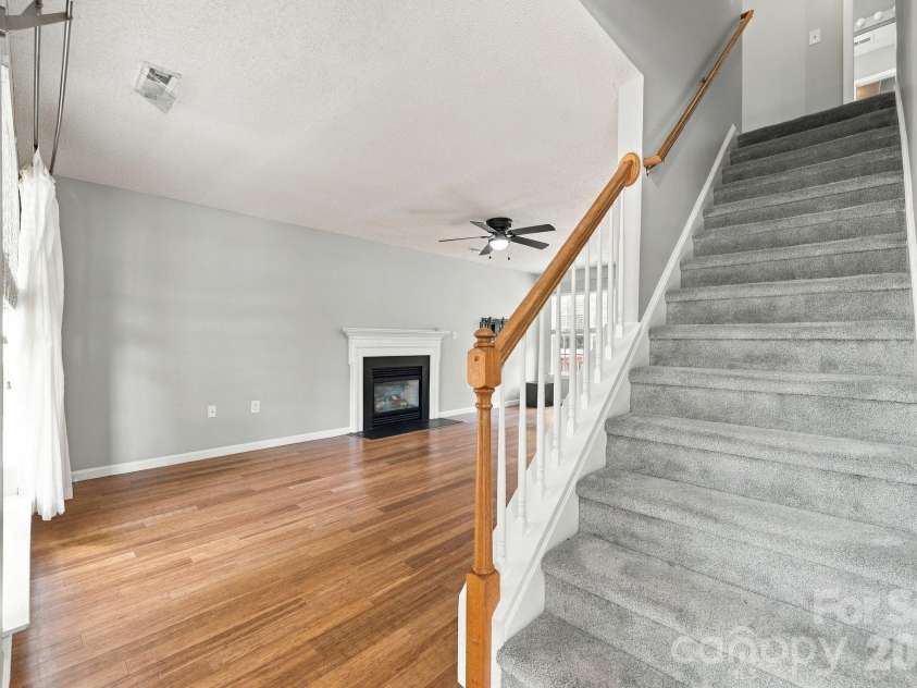 14306 Blue Grass Drive, Huntersville, NC 28078.  MLS# CAR4425886, YatesRealty ID 51437. 
